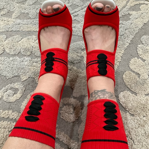 FENDI ELASTIC AND NEOPRENE HEELED SANDALS - Picture 13 of 16